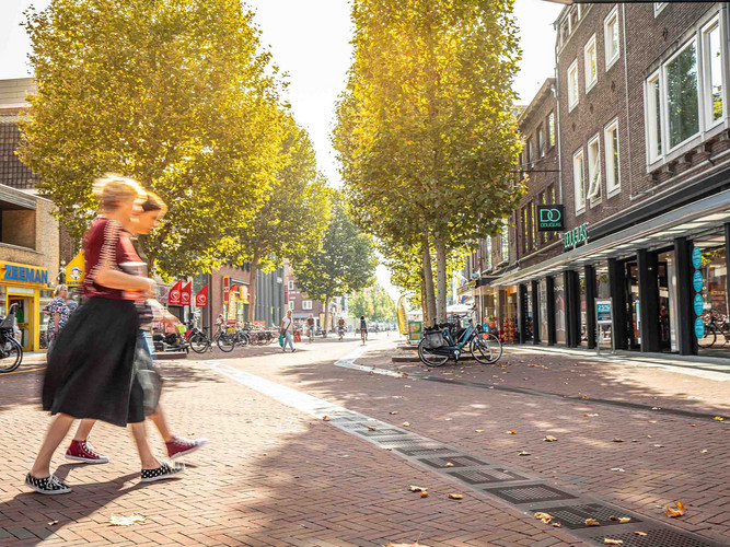 Hengelo city centre with ACO drainage solutions in Corten steel