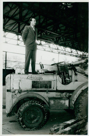 12 1955 Juni Richtfest Für Die Schwenkschauflerhalle Auf Der Carlshütte. JSA Spricht Zu Den Mitarbeitern  1955 Schwenkschaufler Rede 055