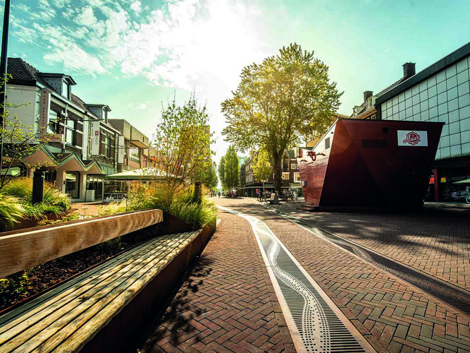 Hengelo city centre with ACO drainage solutions in Corten steel